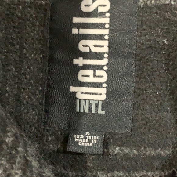 Coat - Picture 2 of 5